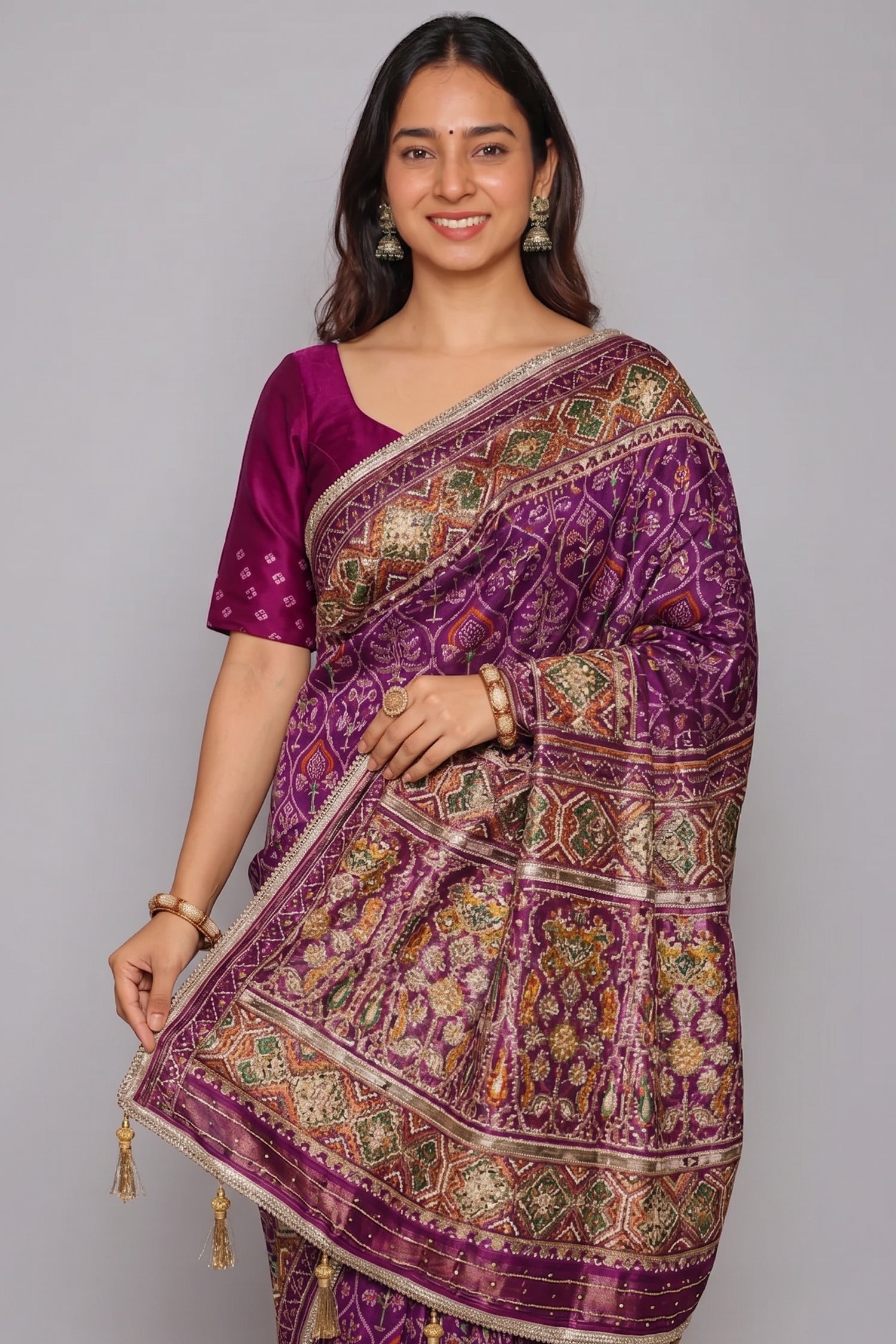 Purple Silk Traditional Woven Patola Saree with Cutdana and Beads Work Secondary image