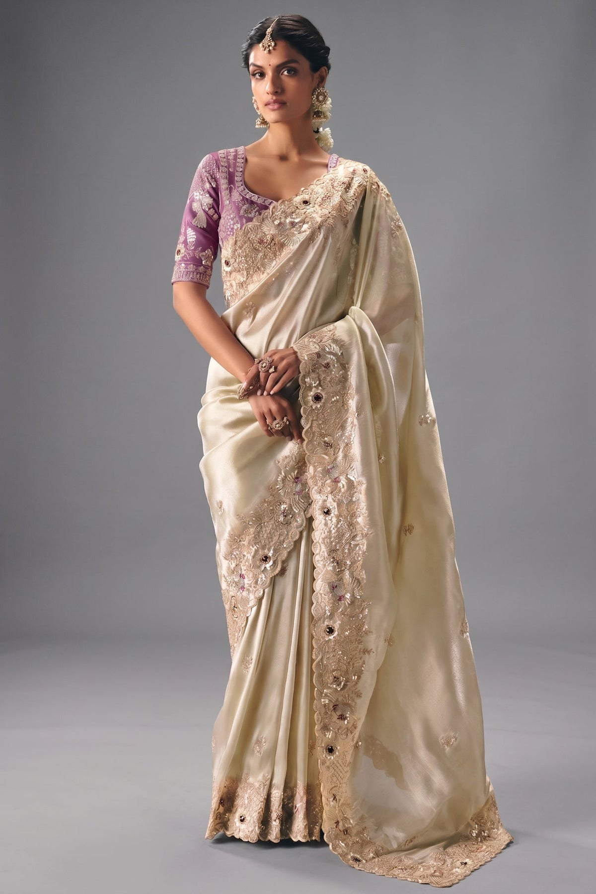 Ivory White Organza Saree Featuring Handcrafted Border Main image