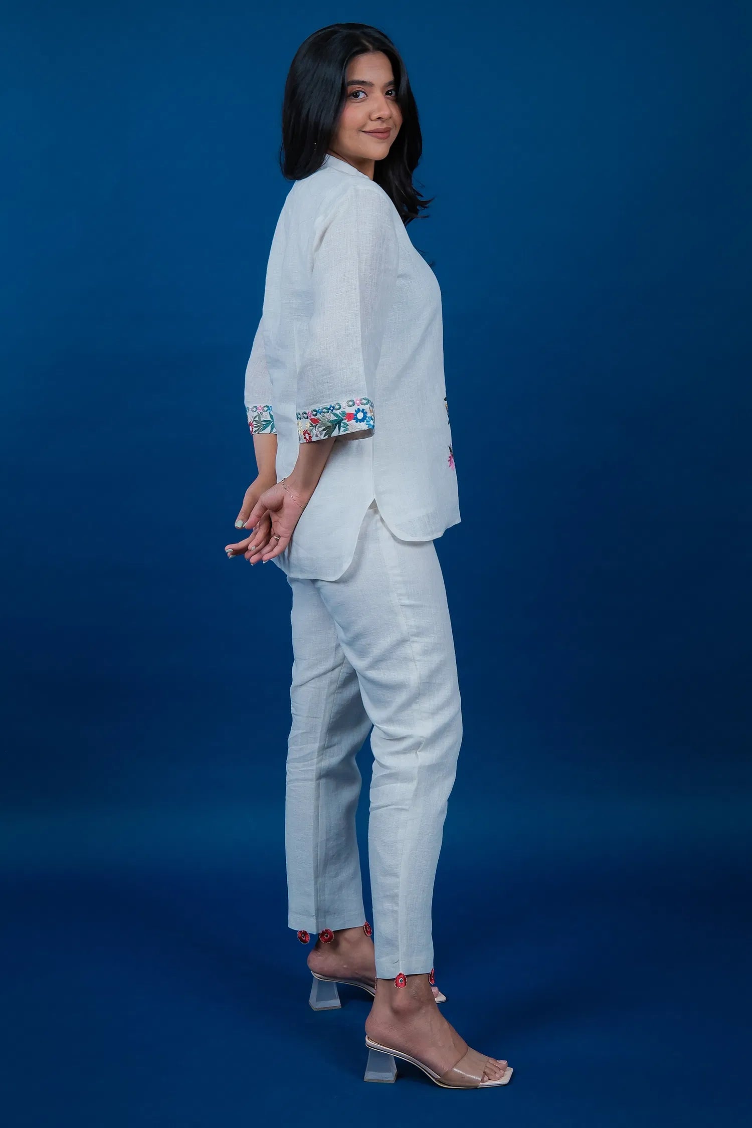 Off White Cotton Thread Embroidered Co-Ord Set